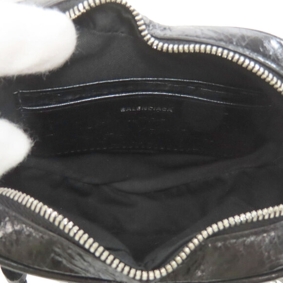 Balenciaga Heart Motif Leather Shoulder Bag - Picture 5 of 10